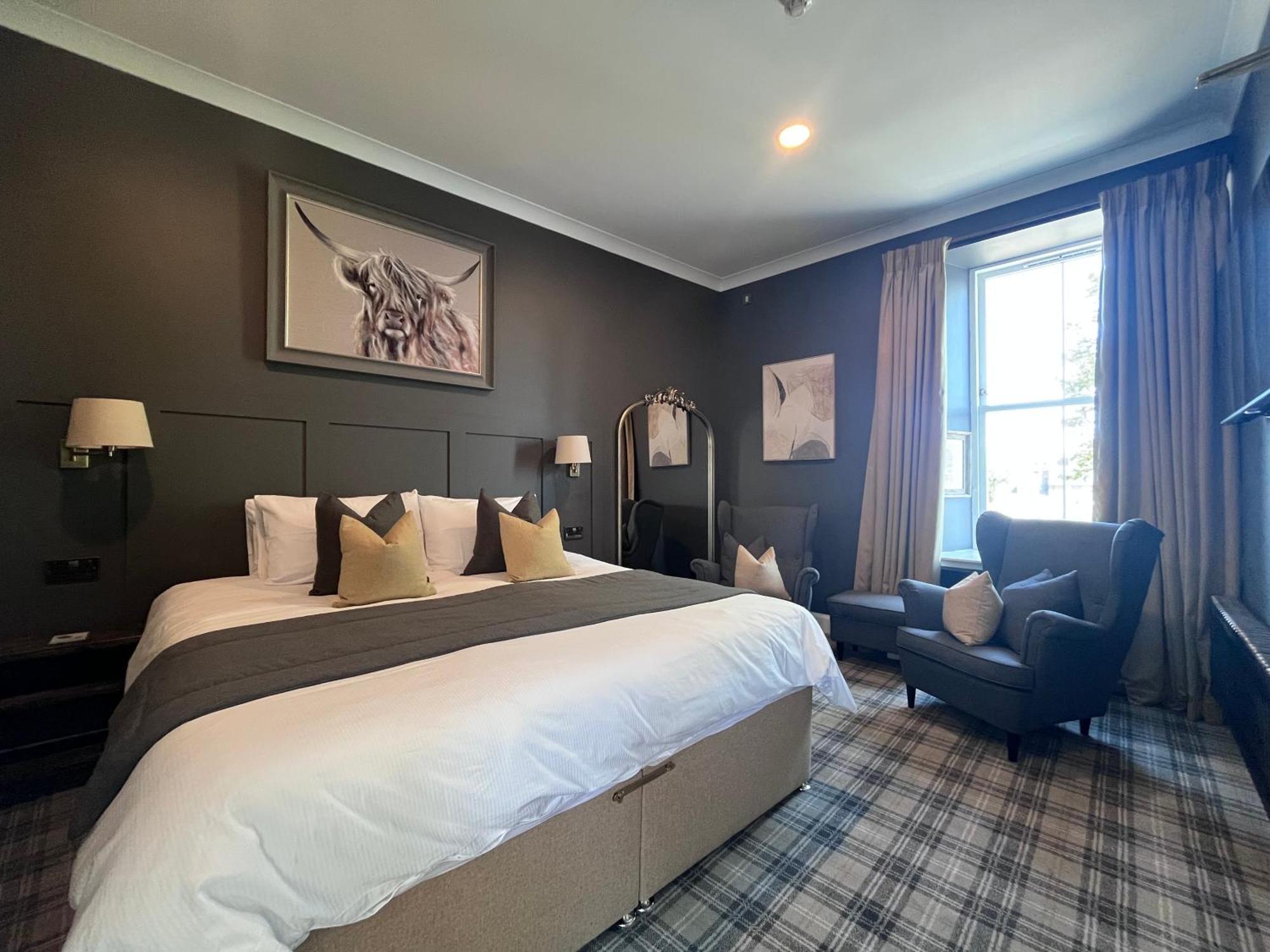 King Room Lake View