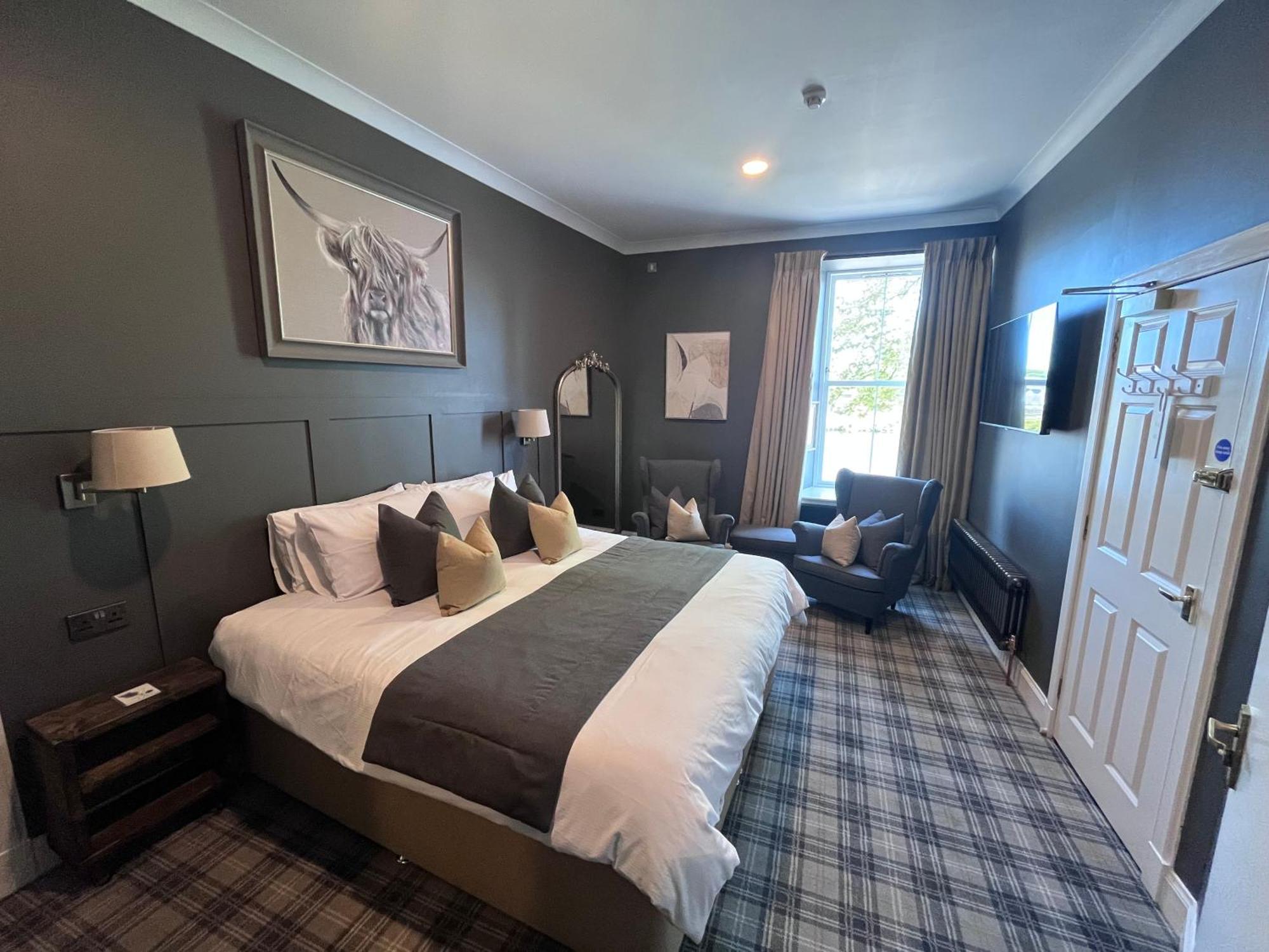 King Room Lake View
